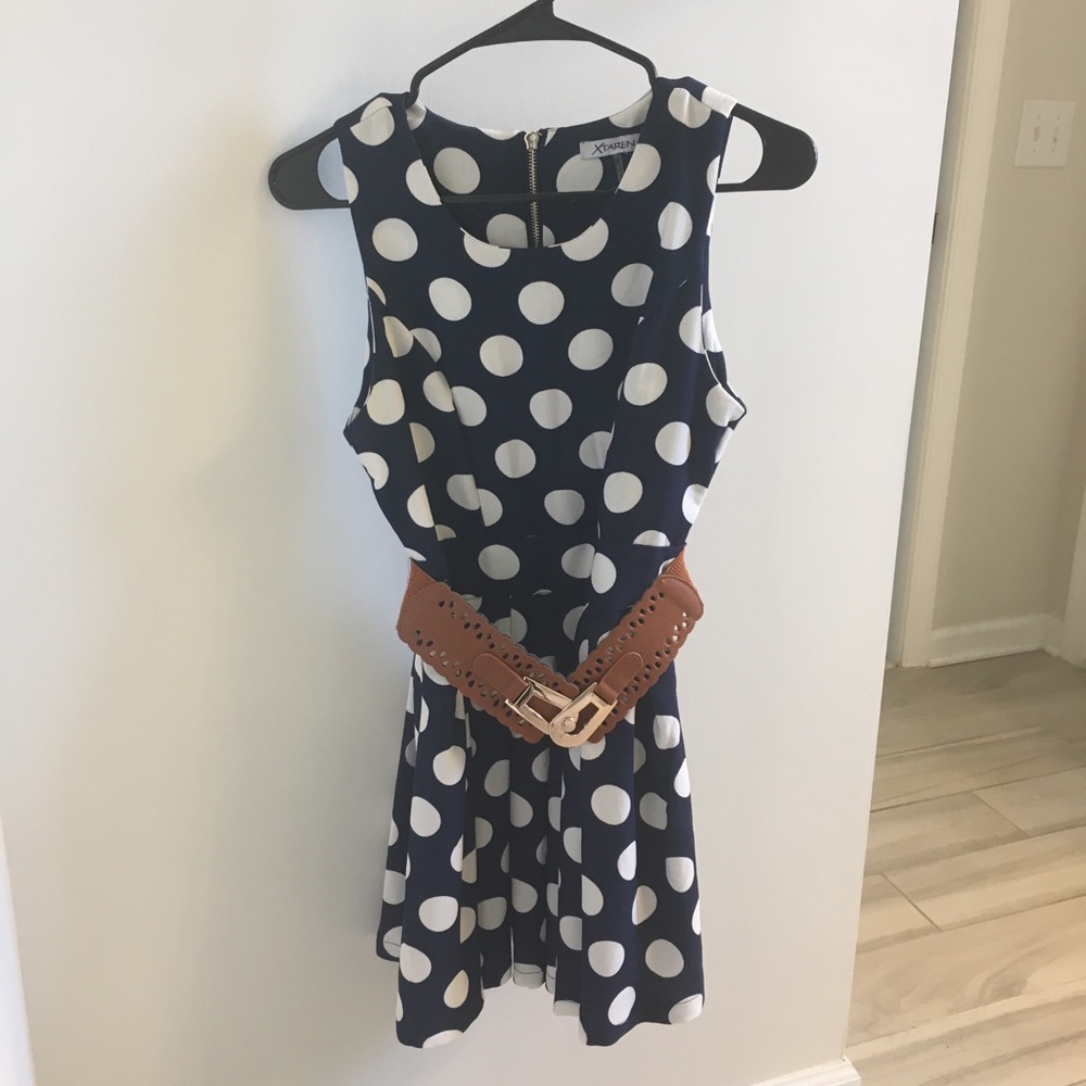 Polka dot mini dress with belt !